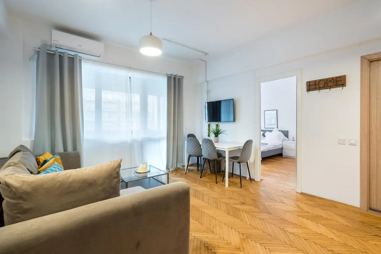 Aonia 2Bdr Apartment - P-Ta Romana View Bucharest Romania