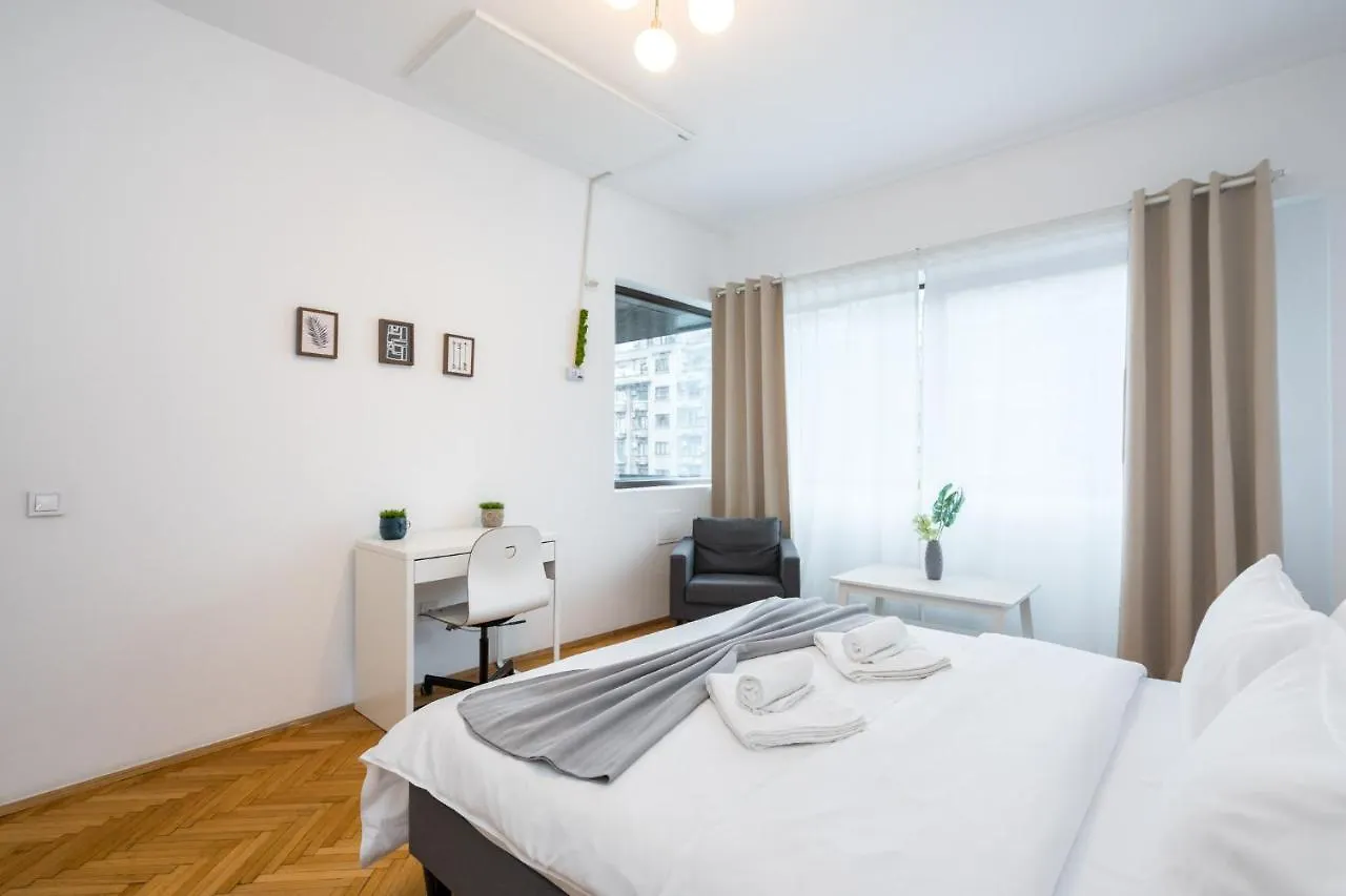 Aonia 2Bdr Apartment - P-Ta Romana View Bucharest Romania