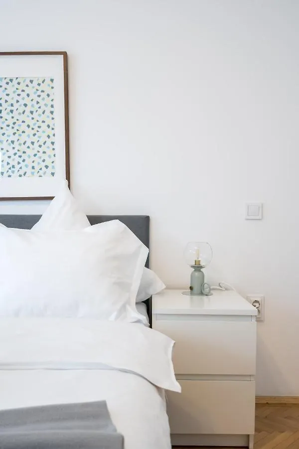 Aonia 2Bdr Apartment - P-Ta Romana View Bucharest 0*,  Romania