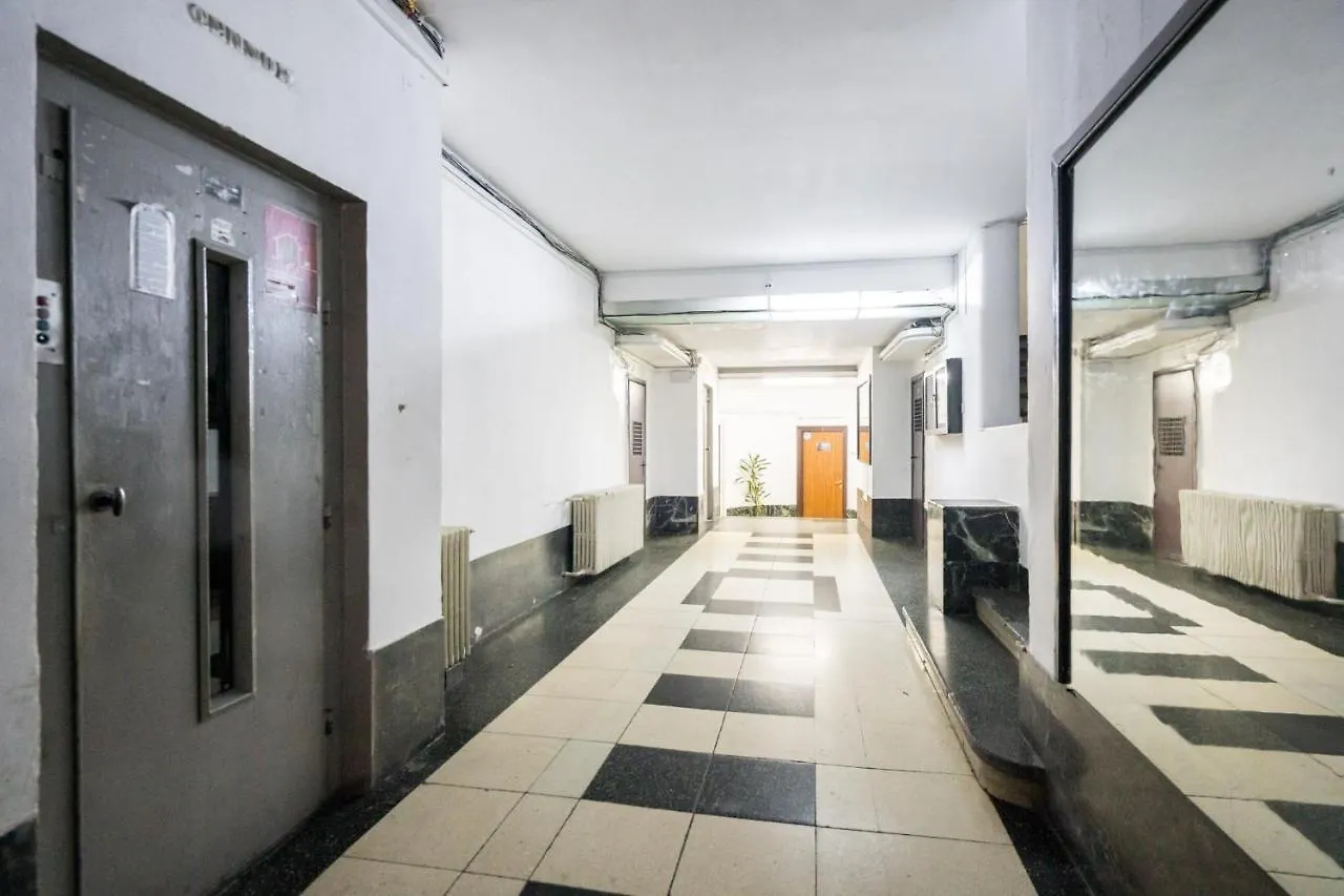 Aonia 2Bdr Apartment - P-Ta Romana View Bucharest
