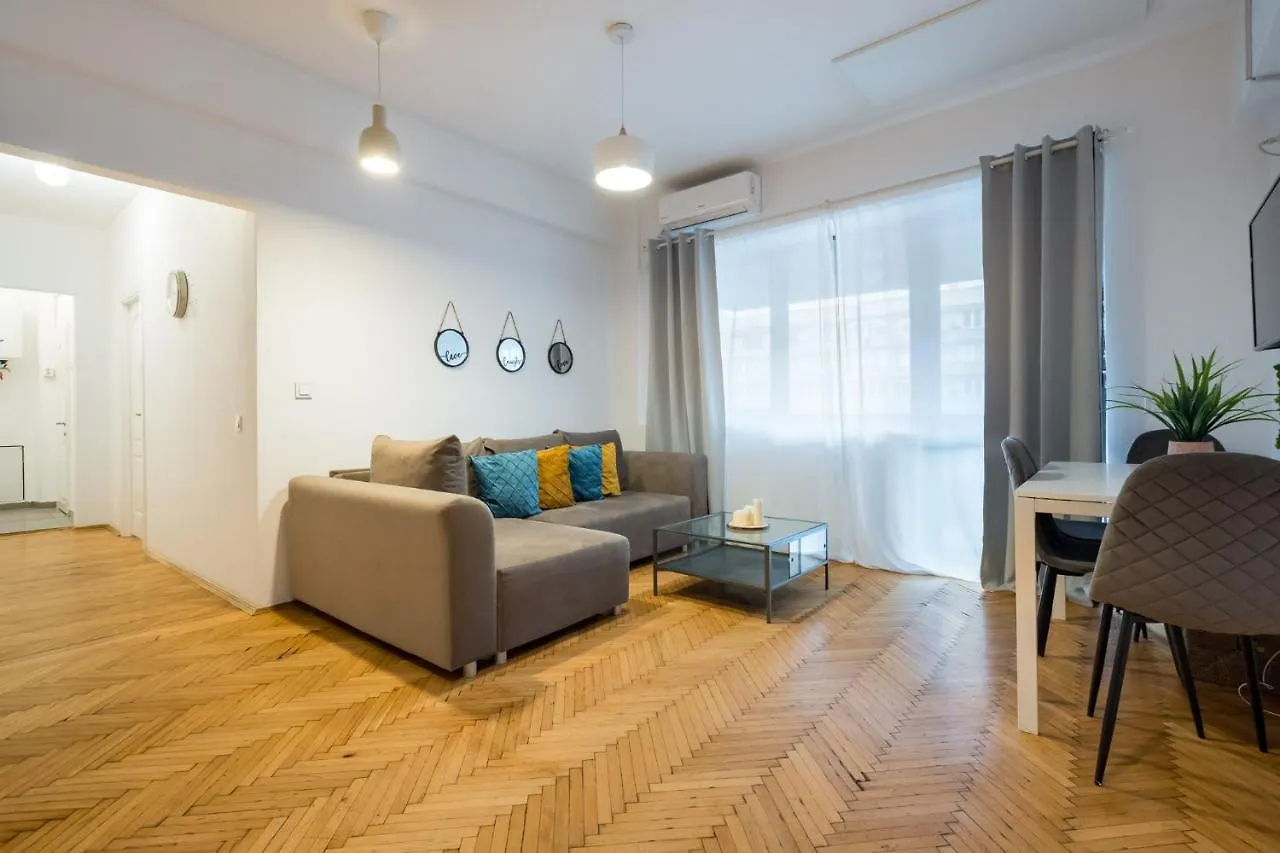 Aonia 2Bdr Apartment - P-Ta Romana View Bucharest Romania